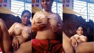 Desi Bhabhi Telanjang Bugil Pamer Susu Putih Montok Dan Memek Basah Kuyup