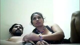 Pasangan Muda Tamil Lagi Crot Live Di Webcam, Bikin Malu Tapi Nagih.