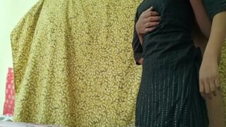 Video Mesum Pasangan Hot, Suami Ngewe Istri Sendiri