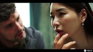 Cewek Kpop Asia Imut Ngecesin Precum, Cewek Jepang Beku Digebuk Muka