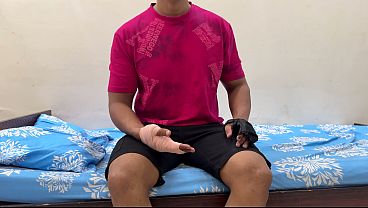 Ibu Tiri Nolong Anak Tiri Yang Luka, Malah Ngerayu Dia. Akhirnya Ngisep Kontolnya, Sebelum Digenjot Keras.
