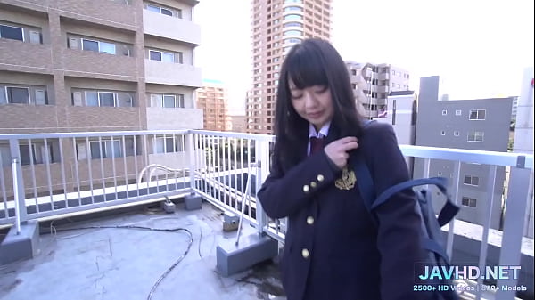 Jepang, Rok Mini, Volume 15: Gerakan Nakal Yang Bikin Ngilu