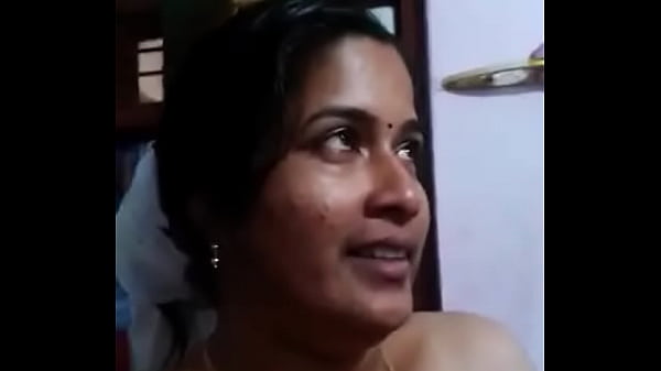Bhabhi Manisku Yang Bikin Greget, Siap Digoda.