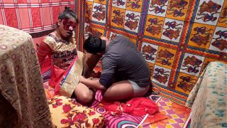 Nikmatnya Ngewe Brutal Suami India Sama Bini Desi Yang Lagi Horny