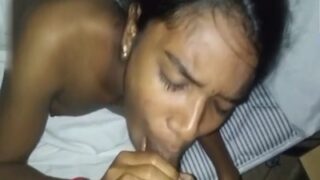 Cewek Ngehe Kelaparan Kontol Hampir Nelen Batang Pacarnya Di Bokep Tamil.