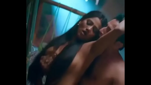 Cewek India Desi Lagi Manjain Pacarnya Dengan Gaya Nakal Bikin Makin Greget.