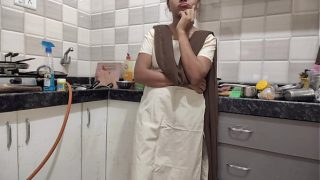 Desi Cewek Abis Pulang Kuliah Langsung Digarap Sama Abang Tirinya, Suara Crotnya Bikin Makin Basah