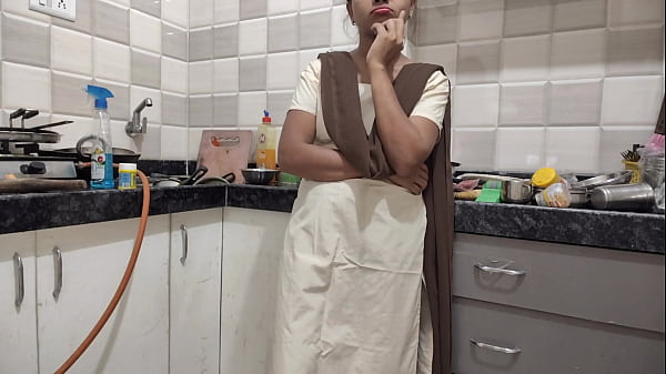 Desi Cewek Abis Pulang Kuliah Langsung Digarap Sama Abang Tirinya, Suara Crotnya Bikin Makin Basah