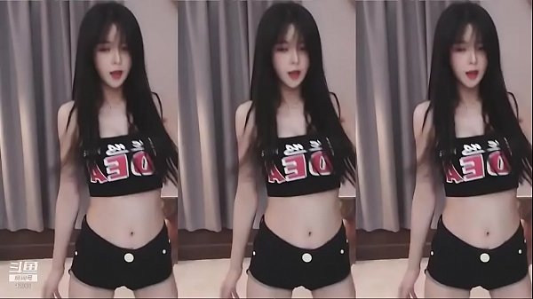 Cô Nàng Trung Quốc Nhảy Múa Khoe Thân Hình Bốc Lửa Cực Quyến Rũ