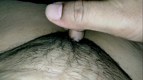 Ibu Tiri Montok Setuju Sekamar Sama Anak Tiri, Ranjang Cuma Satu.