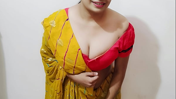 भाभी ने देवर को हाथ से हिलाते पकड़ा, फिर अपनी चूत में उसका मोटा लंड ले लिया (हिंदी ऑडियो)