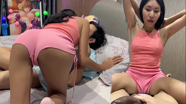 Tiri Panas Memuaskan Nafsu Ku, Dia Juga Biarin Aku Rekam Momen Mesum Itu!!