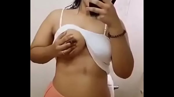 Video Verifikasi Bikin Makin Basah, Badan Gemetar Liatnya.