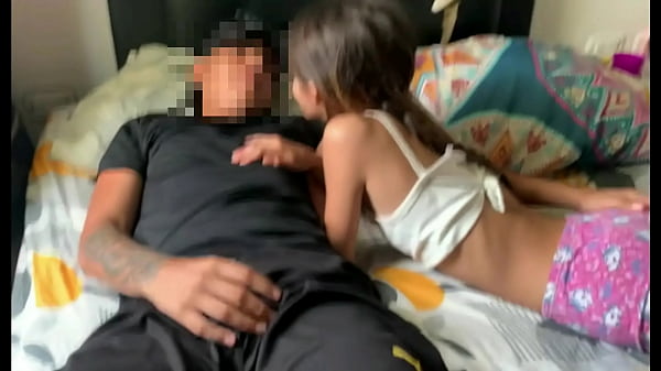 Hermanastra Nekat Bercinta Sama Kakak Tiri Pas Ortu Tiri Lagi Pergi – Cerita Full Panas