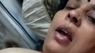 Bade Chuchi Wali Aunty Ki Naked Mms