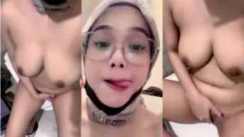 Si Ica Hijab Manis, Toge Montoknya Bikin Hati Gak Tenang