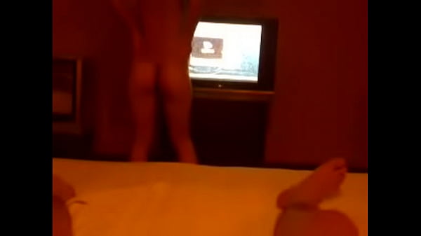 Tonton Video Model Cina Hot, Bikin Muncrat!