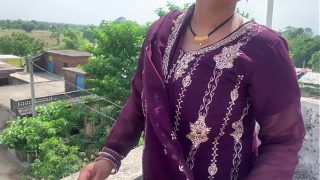 Bhojpuri Desi Bhabhi Ne Apni Chut Aur Body Ka Maza Pure Maza Se Diya, Hindi Audio Mein.