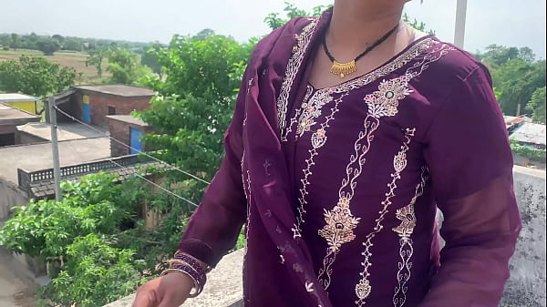 Bhojpuri Desi Bhabhi Ne Apni Chut Aur Body Ka Maza Pure Maza Se Diya, Hindi Audio Mein.