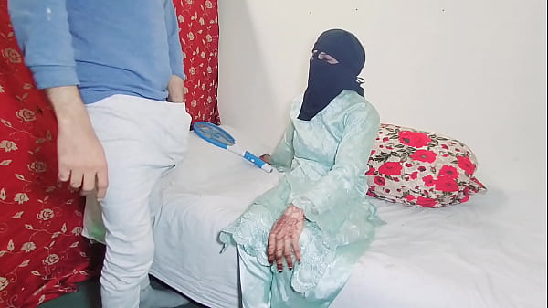 Goblok Lu, Ngentot Tembem Si Cewek India Montok Sambil Teriak-teriak Jorok Pakai Bahasa Hindi, Kontol Gede Masuk Ke Lubang Pantatnya Yang Kenceng.