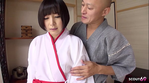 Pertama Kali Guru Ngentot Sampai Crot Di Bokong Cewek Jepang Polos, Film Porno Jepang Tanpa Sensor
