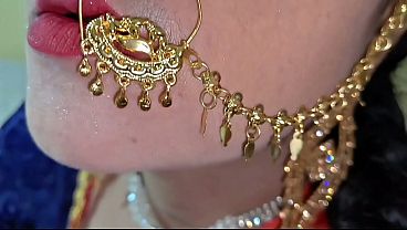 Malam Pertama Pengantin Baru India Desi, Nge-seks Romantis Penuh Nafsu, Suara Desahan Hindi Bikin Makin Erotis, Bokep Mms